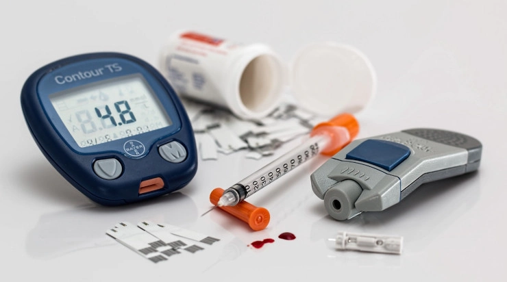 Items used to check blood sugar level